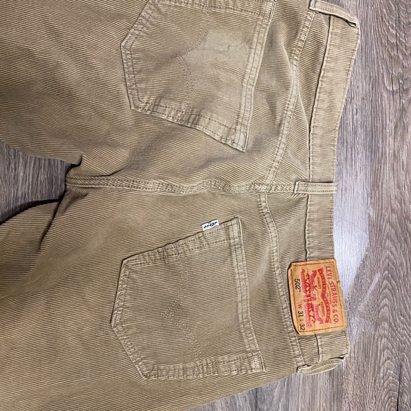 Levi 502 corduroy jeans 31x32 - Picture 6 of 6